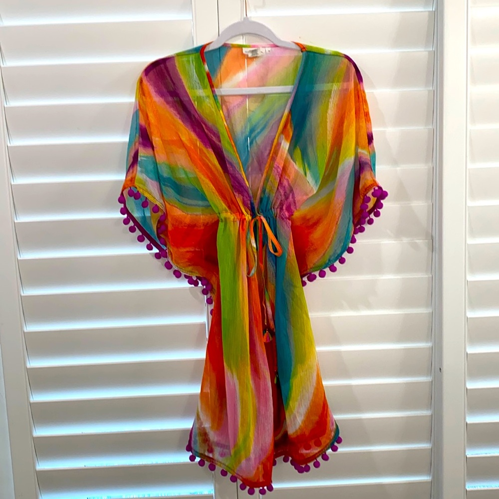 Bleu Rod Beattie multi colored sheer beach cover up
Splash out caftan size small